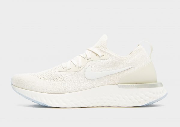 Nike Epic React Flyknit Kermanvalkoinen