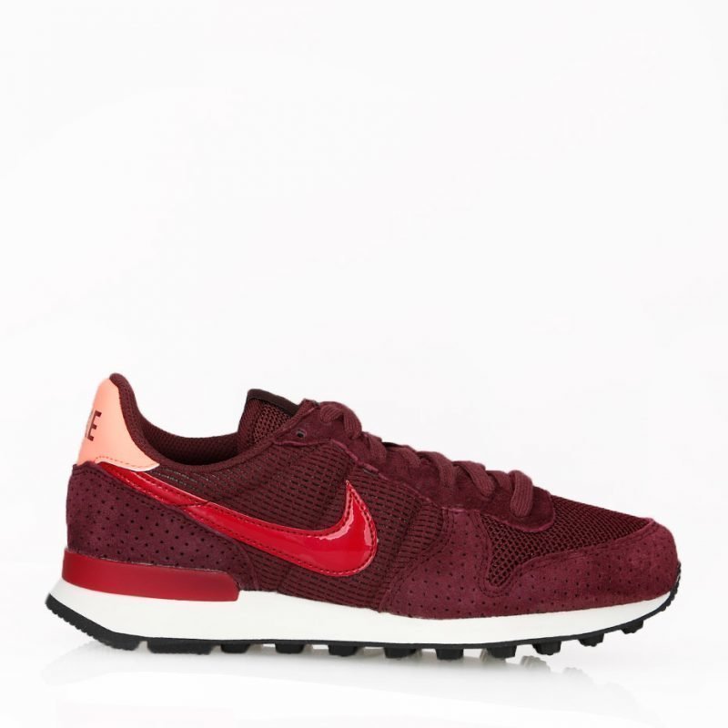 Nike Internationalist SE