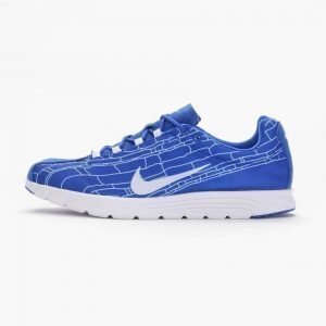 Nike Mayfly